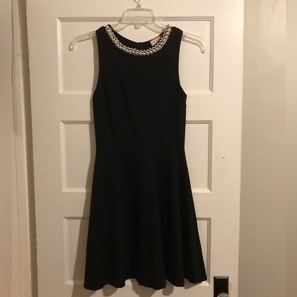Love Ady Black Sleeveless Fit and Flare Dress with Pearl Collar - Picture 1 of 9